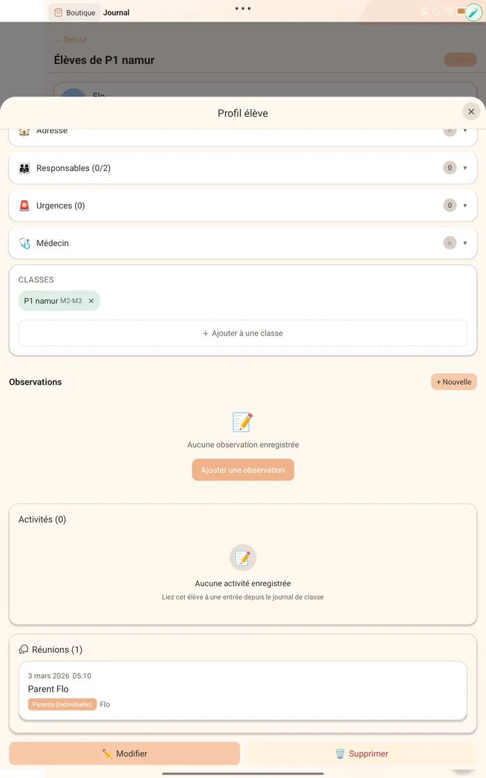 Fiche élève complète : besoins spécifiques, allergies, aménagements